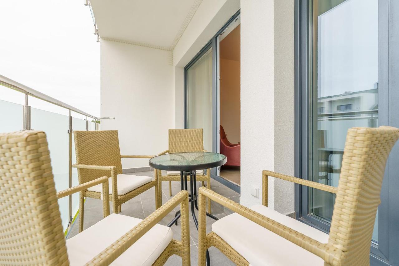 Sunset Resort, Nadmorska 106 กชึชโบโว ภายนอก รูปภาพ
